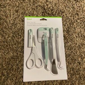 2/$15 | Cricut Tool Set with White and Green Accents